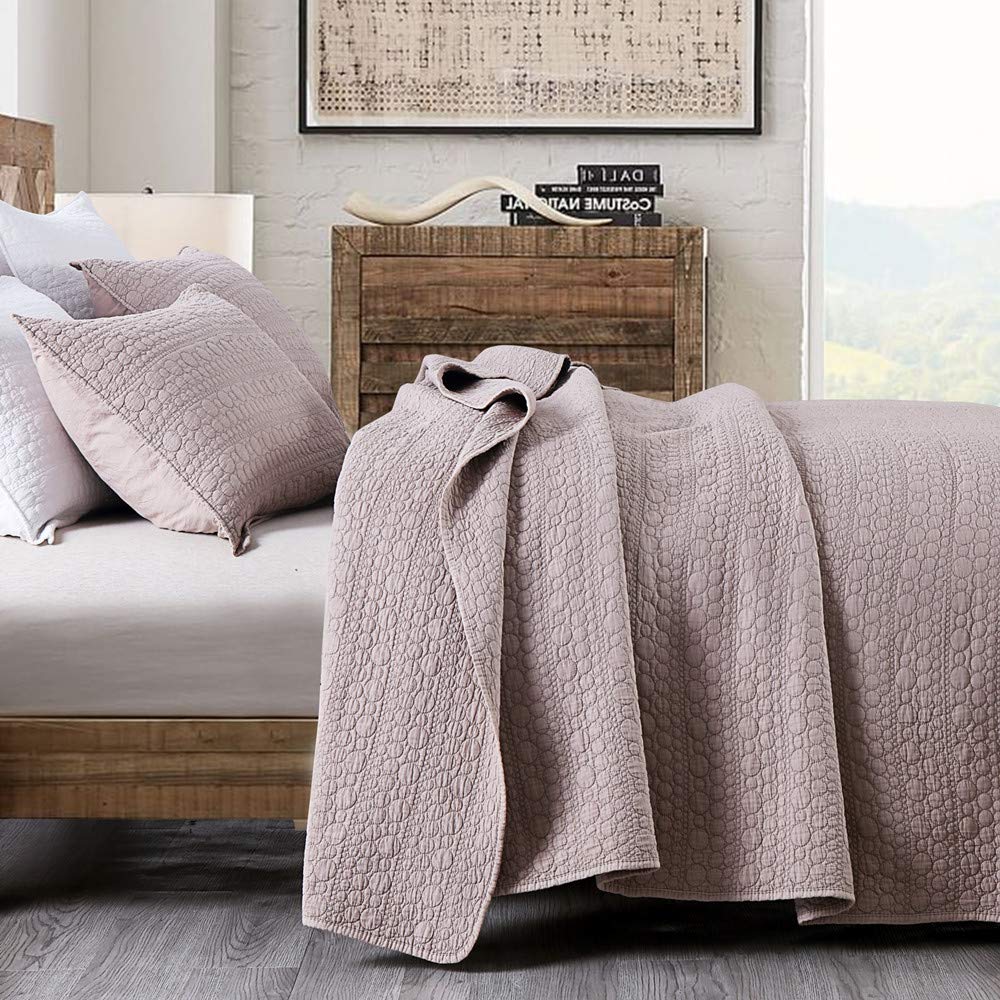 Light Blue Ruffled Quilt King Size, Stone-Washed Microfiber Lightweight Crinkled Farmhouse Rustic Shabby Chic Bedding Set, 3 Pieces Reversible Bedspread Coverlet with Pillow Shams for All Season