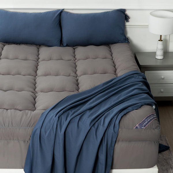 Marine Moon Mattress Topper Queen, Cooling Plush Bed Thick Pillow Top Pad, Hotel Quality Down Alternative for Queen Size with Deep Pocket,Soften Hardened Bed